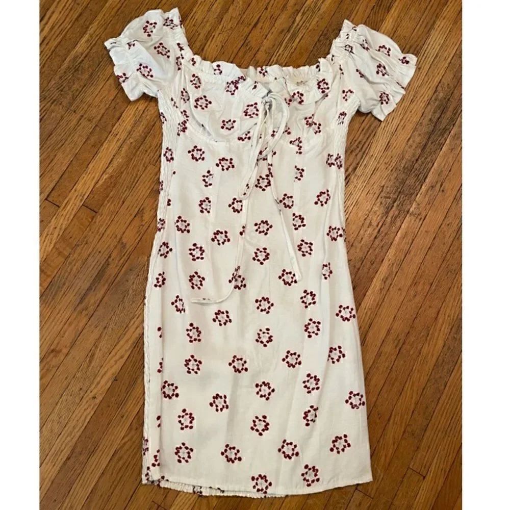 Polly white bodycon dress with red flowers